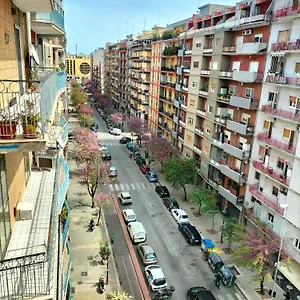 dimora-del-corso-bari.barihotels.org/