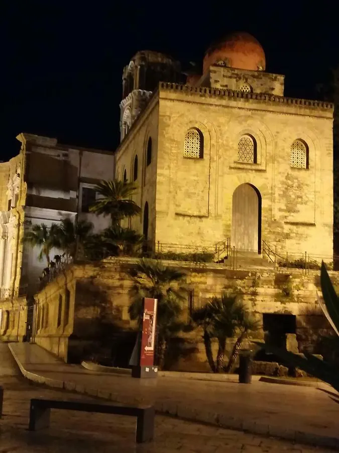 Apartament Cattedrale-Bonello73 Palermo